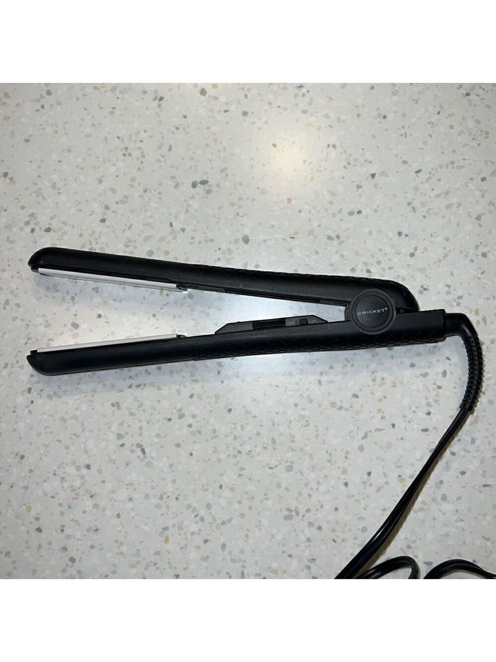 Cricket Flat Iron Black